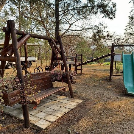 Acacia Bush Lodge Pietermaritzburg Extérieur photo