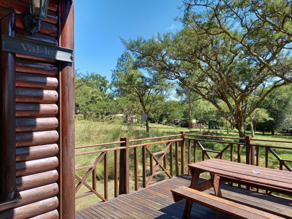 Acacia Bush Lodge Pietermaritzburg Extérieur photo