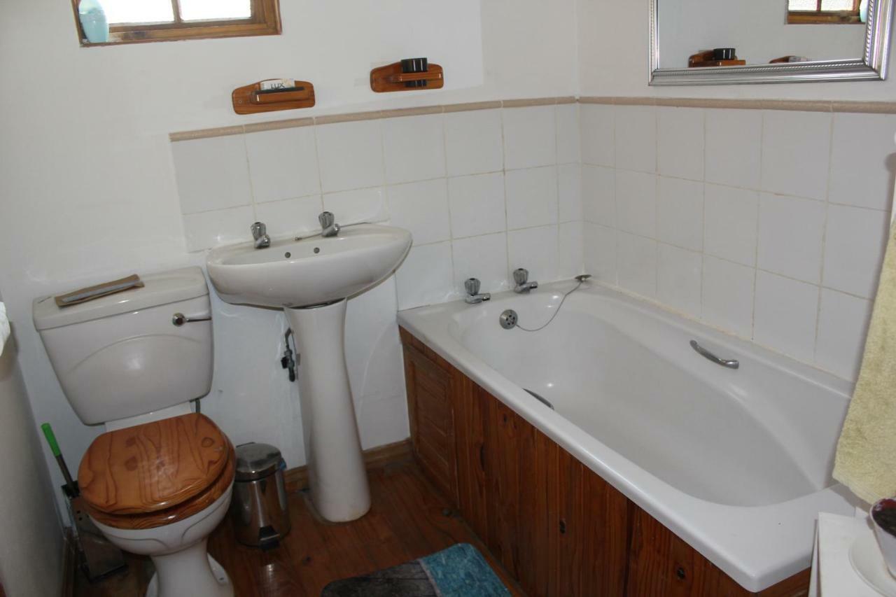 Acacia Bush Lodge Pietermaritzburg Extérieur photo