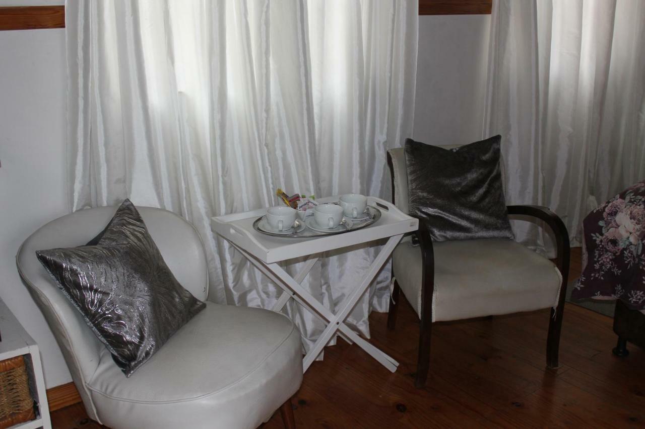 Acacia Bush Lodge Pietermaritzburg Extérieur photo